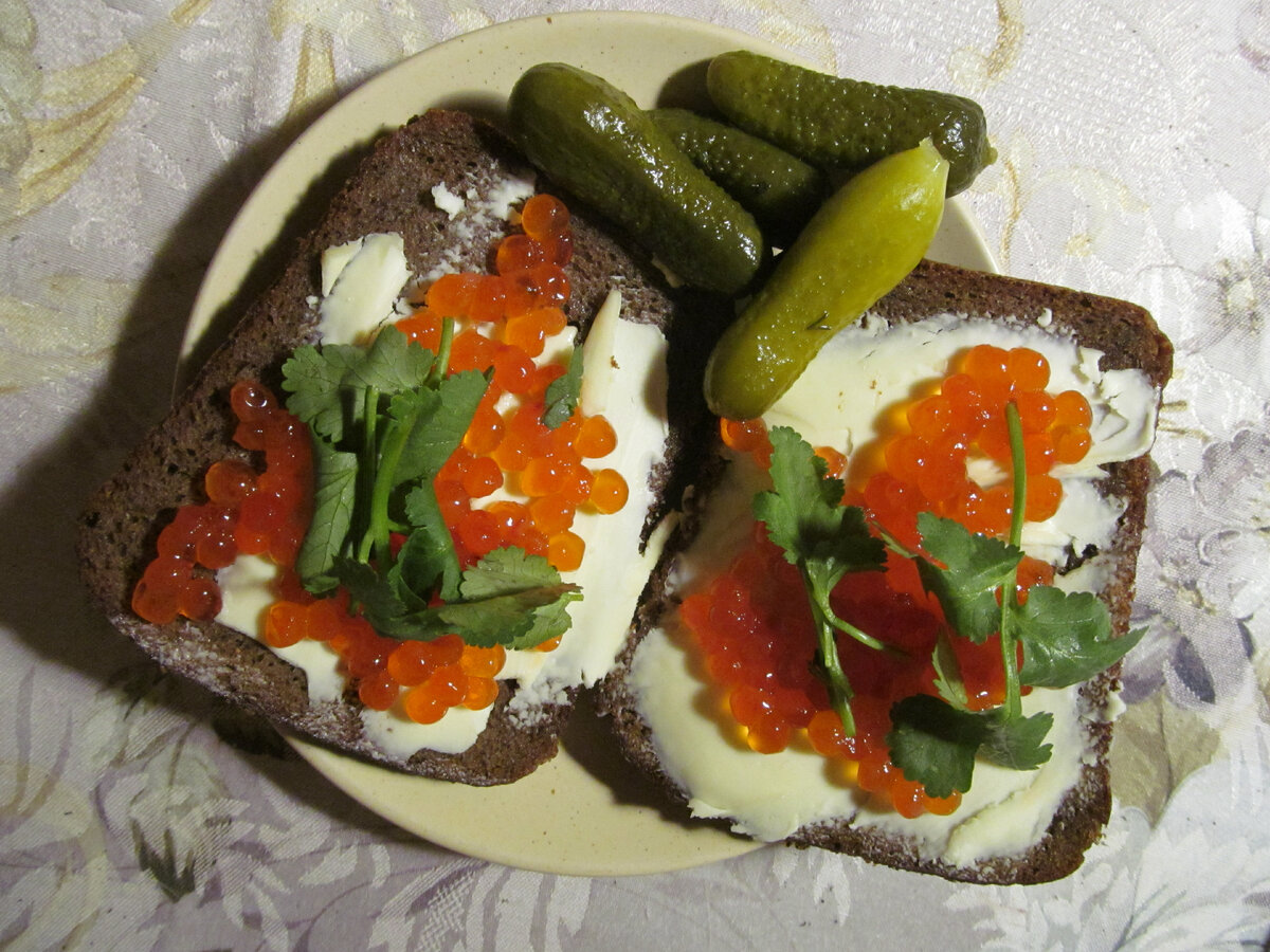 Дорогой Владимир Владимирович, живём мы хорошо, просто замечательно.... Картинка из личного архива.