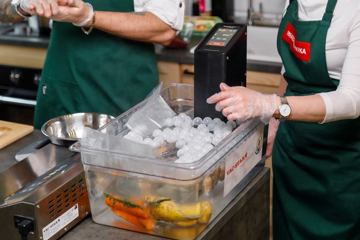 Профессиональный погружной ротационный термостат Vac-Star SousVideChef Touch