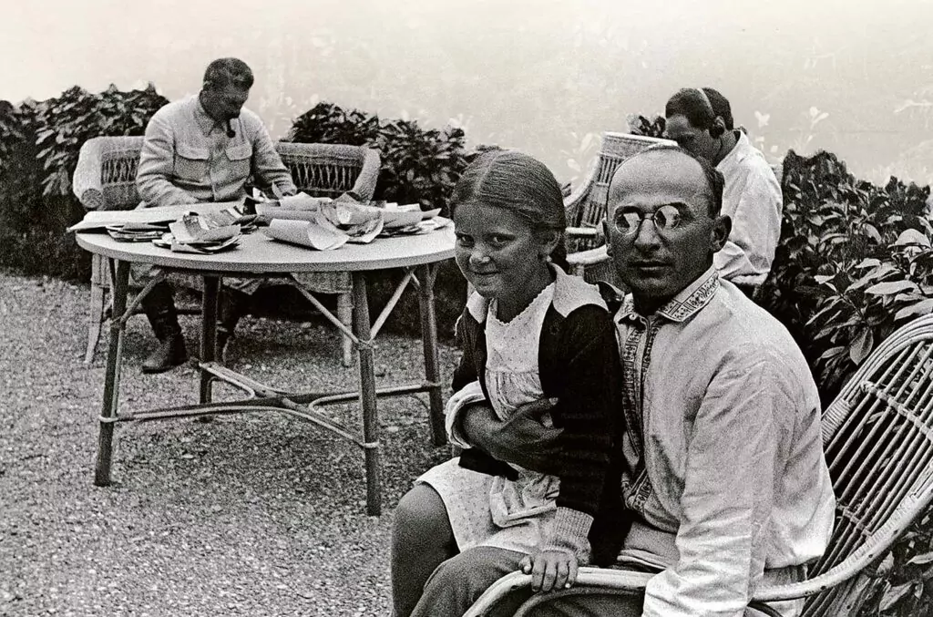 Л. П. Берия и дочь И. В. Сталина