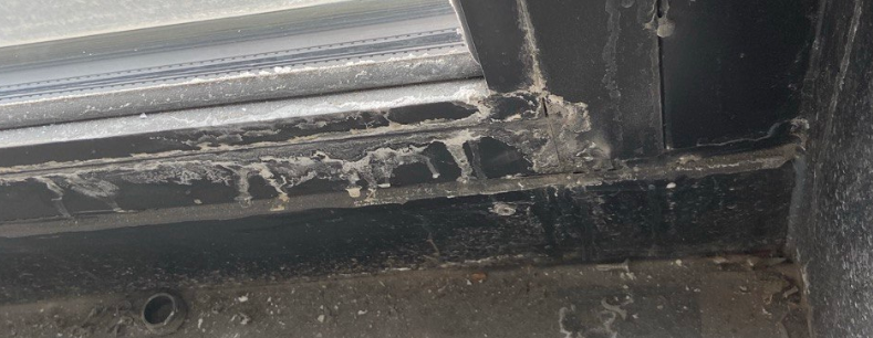 Обильные протечки на одном из ЖК в Москве.