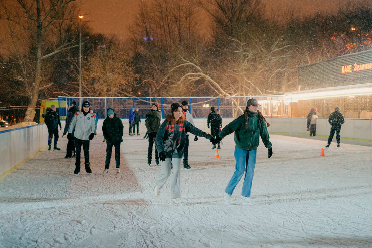 Открытые катки на западе Москвы: платные и бесплатные (с картой) | Про Мой  Район | Дзен