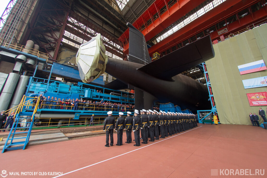 Вывод из эллинга АПЛ "Красноярск" / Фото: Корабел.ру  📷
