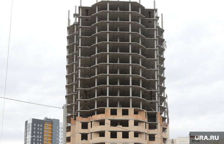    Дом по улице Декабристов, 97 должны были построить в 2006 году