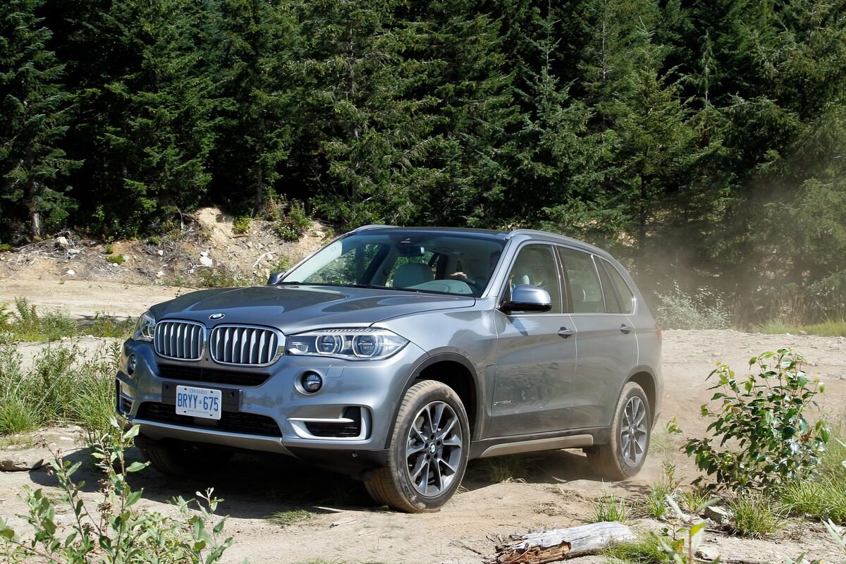 Бмв х5 передний привод. BMW x5 xdrive30d. BMW x5 XDRIVE 2014. БМВ х5 тест драйв. Тест-драйв BMW x5.