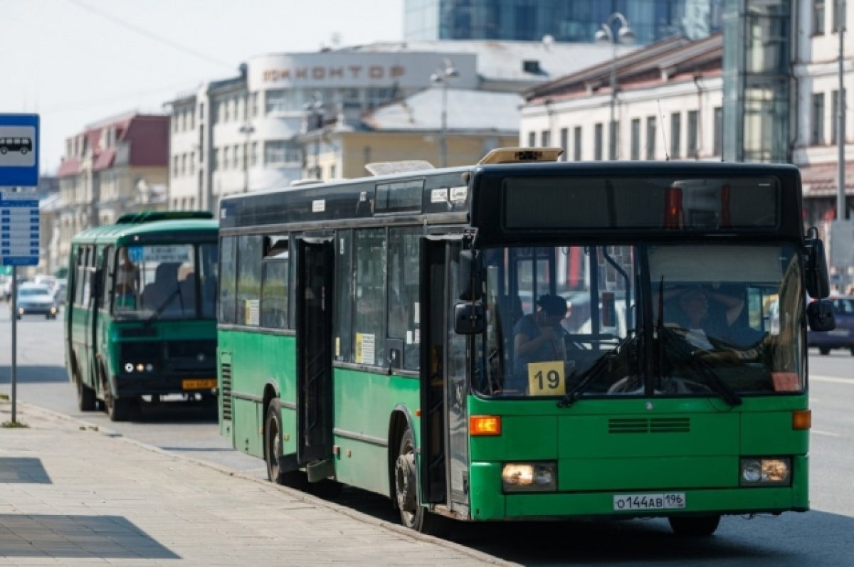 Глава Екатеринбурга требует бесперебойной работы общественного транспорта |  АиФ – Урал | Дзен