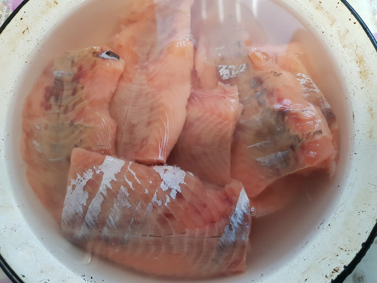 оставляем так минимум минут на сорок, у меня вообще часа четыре лежала так как я чего то замотался и забыл про нее