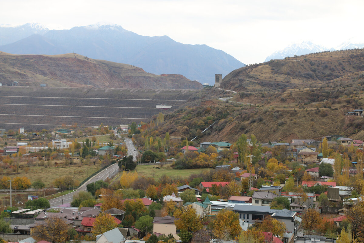 отдых в горном. отдых в горном. турбазы республика алтай. чемальская лагуна горный алтай. чемальский тракт горный алтай.