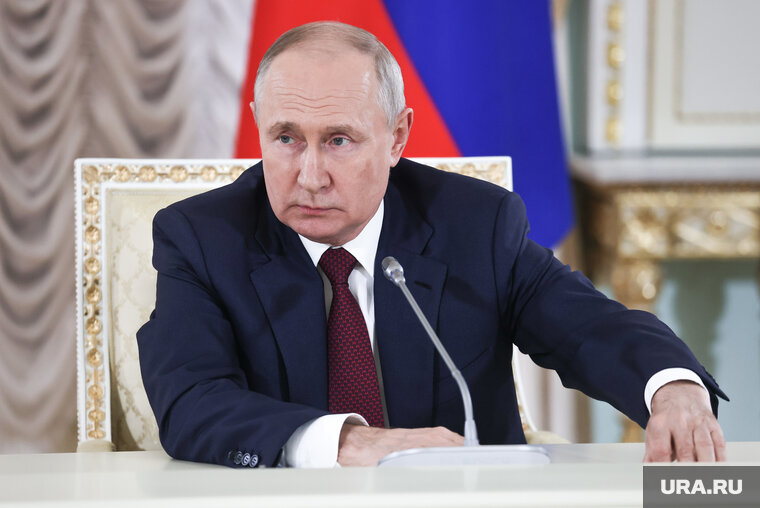    ВМФ обеспечит России должную безопасность, заявил Владимир Путин