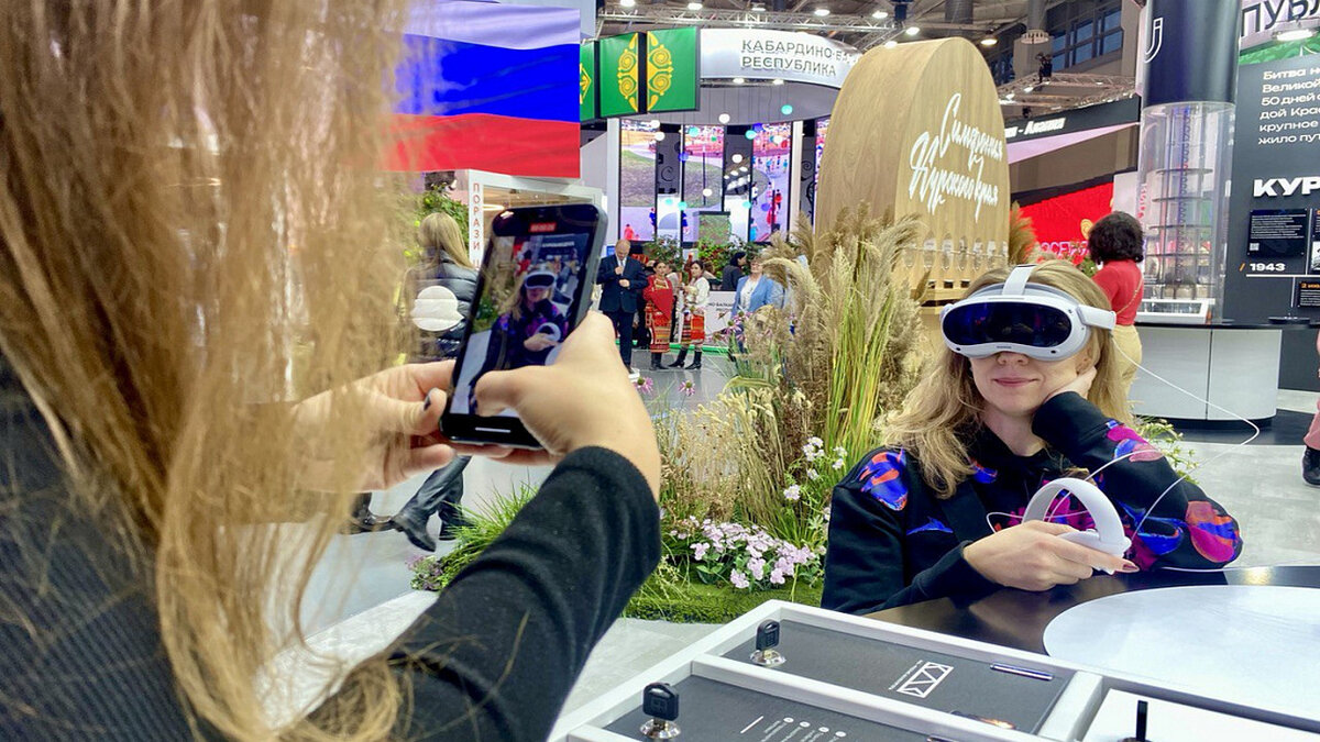    На выставке «Россия» курские предприятия предлагают записаться на стажировку