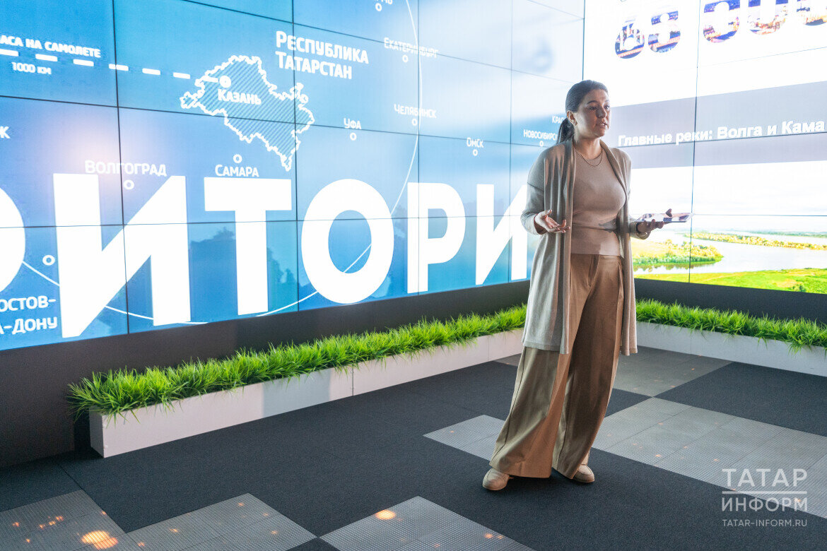 ​Талия Минуллина: «Мы находимся в часе лета от Москвы. Конечно, Москва привлекает тем, что это административно-деловой центр, но там всегда выше зарплаты, дороже земля и аренда. Точка входа в регион всегда дешевле»Фото: © Владимир Васильев / «Татар-информ»