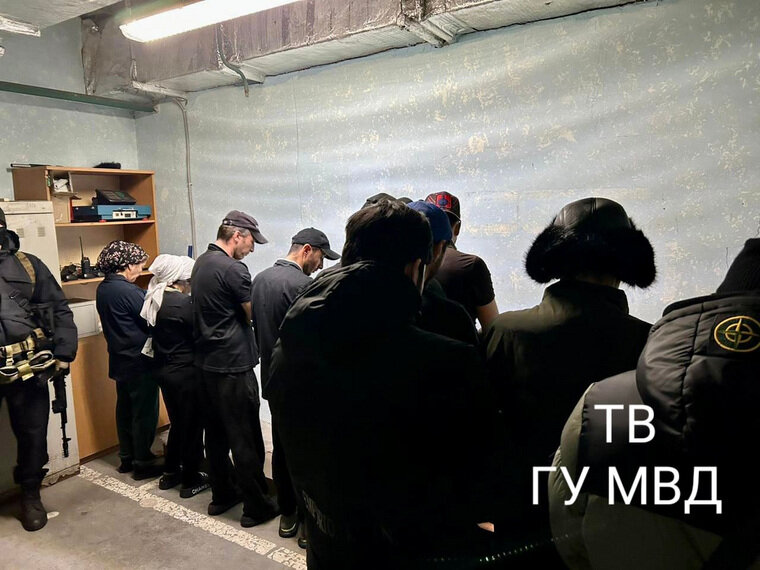    Рейд на мигрантов в ТЦ «Гринвич» 11 декабря