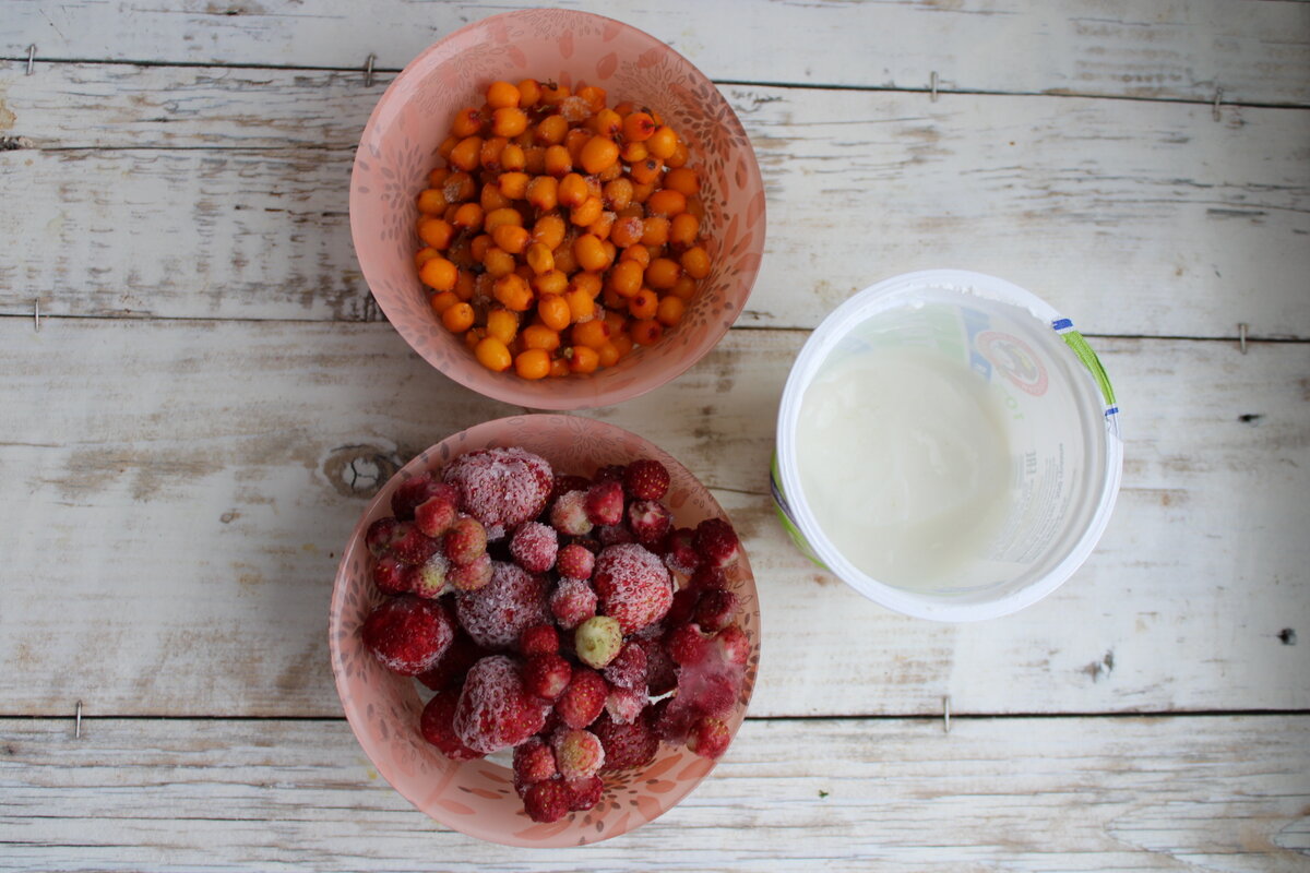 Фото ингредиентов для приготовления сорбета из замороженных ягод