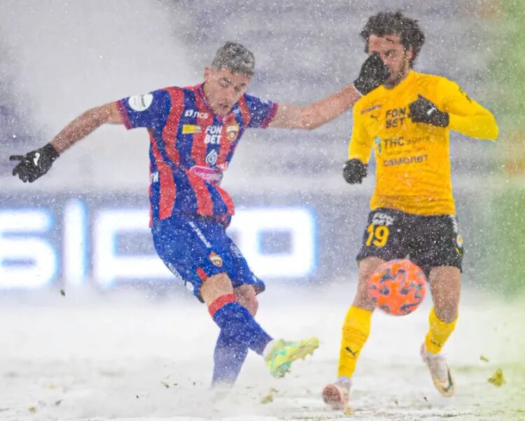 Момент матча ЦСКА - "Ростов". 