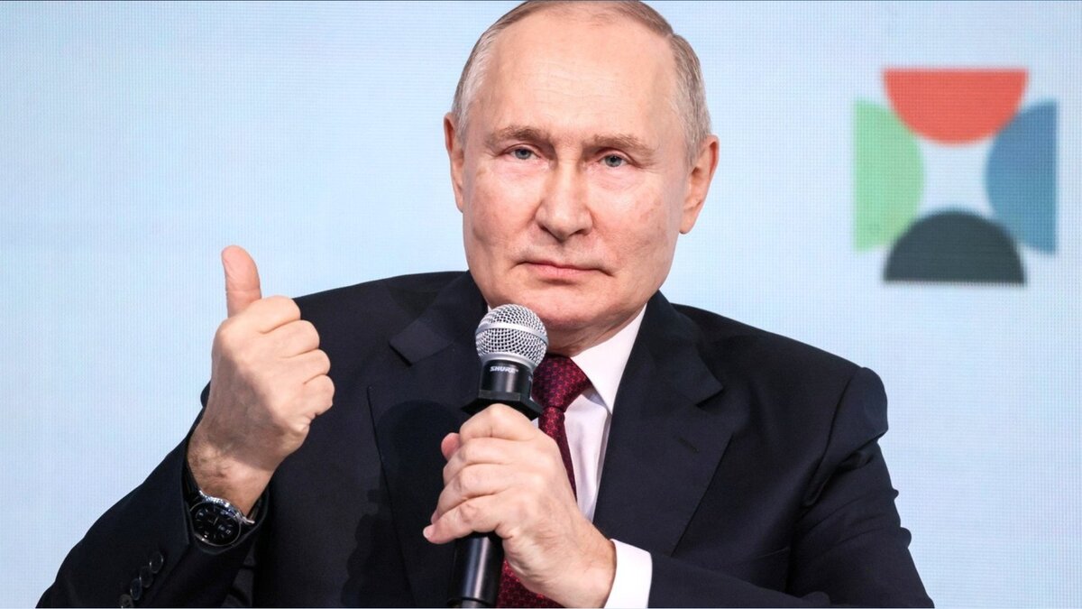     Спустя два года «перерыва» большая пресс-конференция главы государства вернётся на экраны россиян. Однако уже в новом формате.