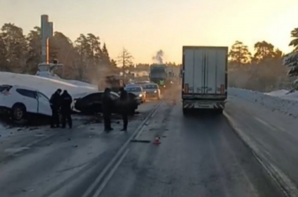    Житель Башкирии и его мать погибли в ДТП на М-5 в Челябинской области