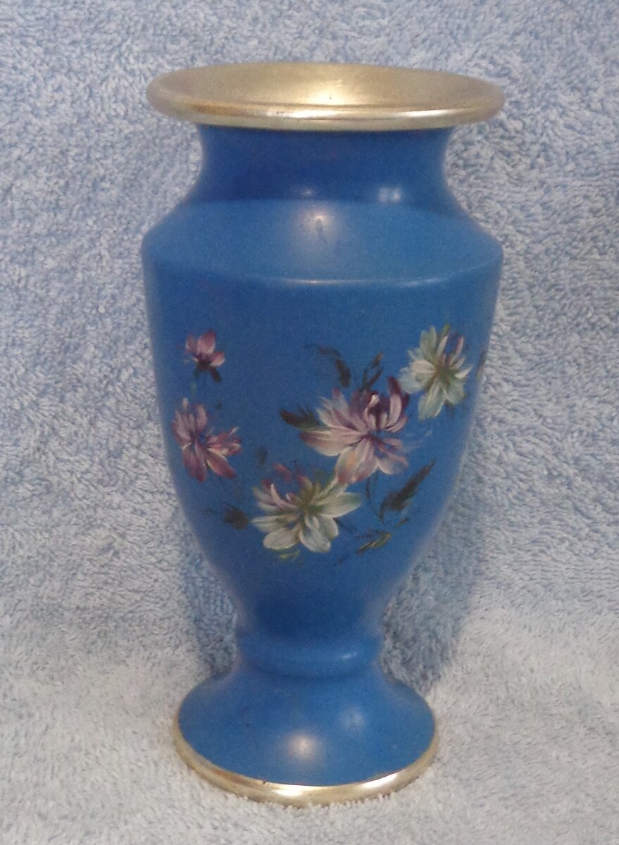 Роспись с другой стороны.