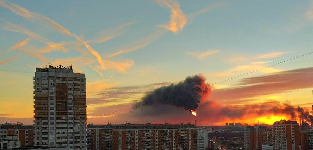 Капотня что случилось. Факел НПЗ Капотня. Капотня в Москве. Капотня Марьино.