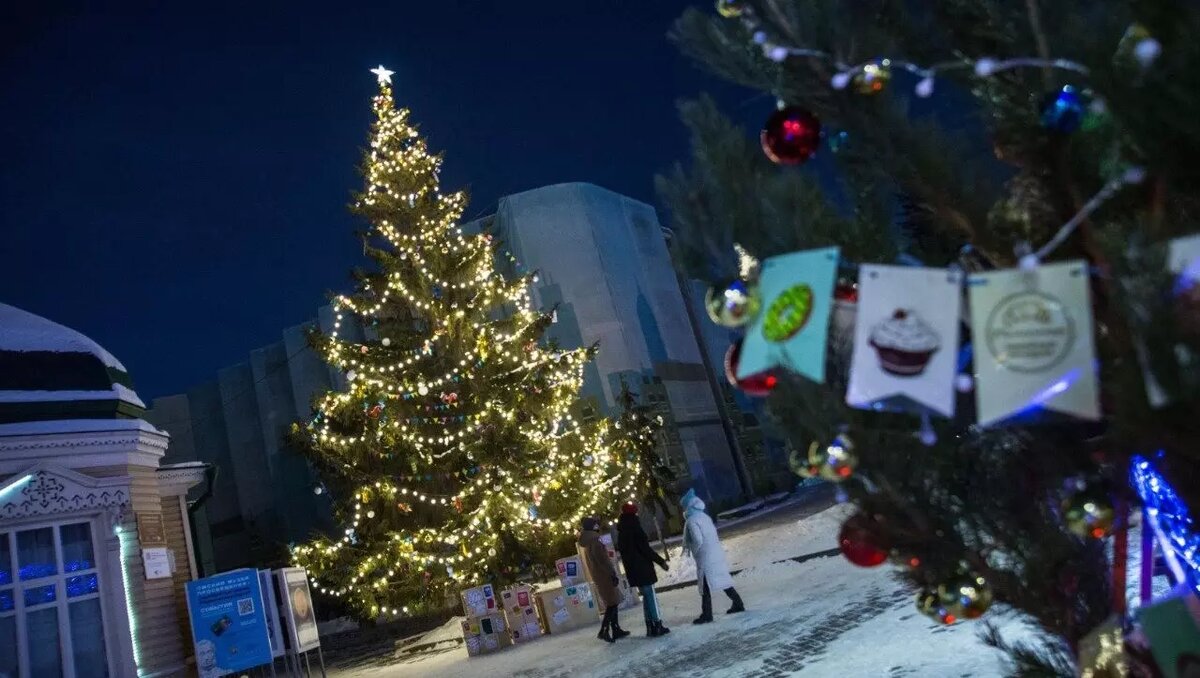     Праздничную локацию откроют на следующих выходных, когда температура воздуха придет в норму.