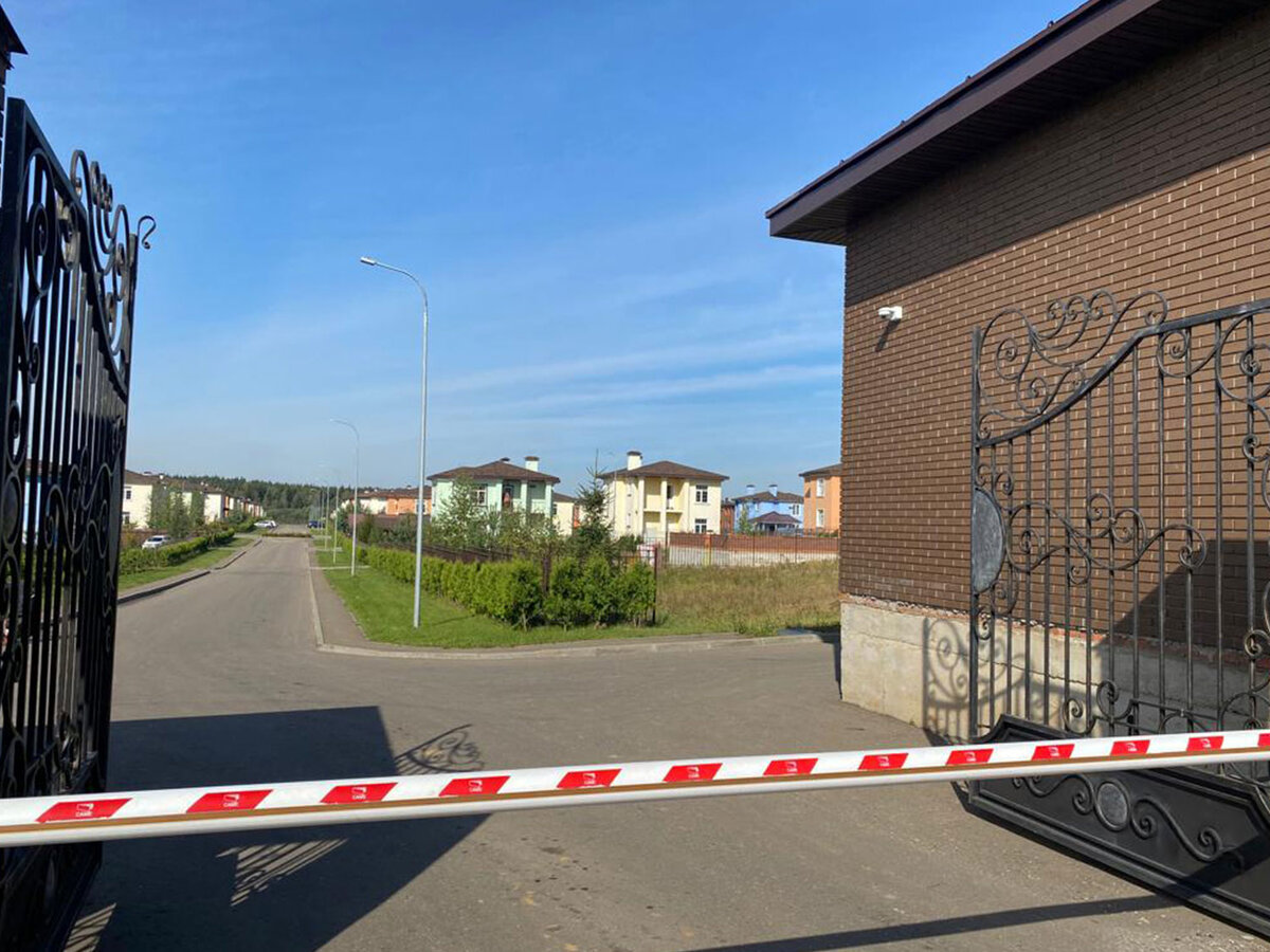 Вход в коттеджный поселок "Рахманово Парк"