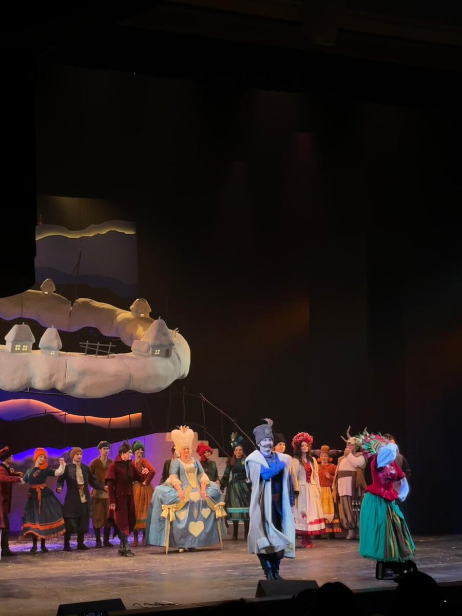 Вечера на хуторе близ Диканьки в Московском губернском театре © "Покажу Москву" 