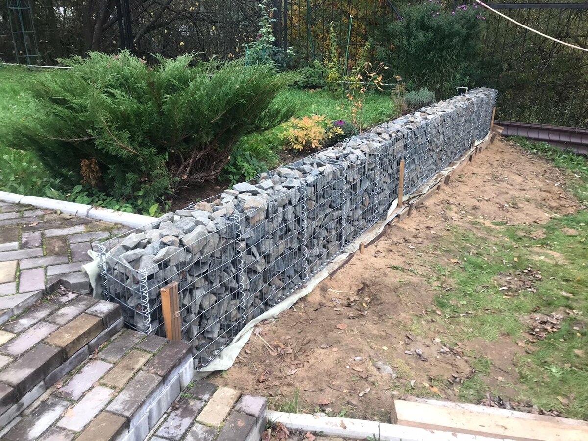 На фото работа СтройГеоСинтез