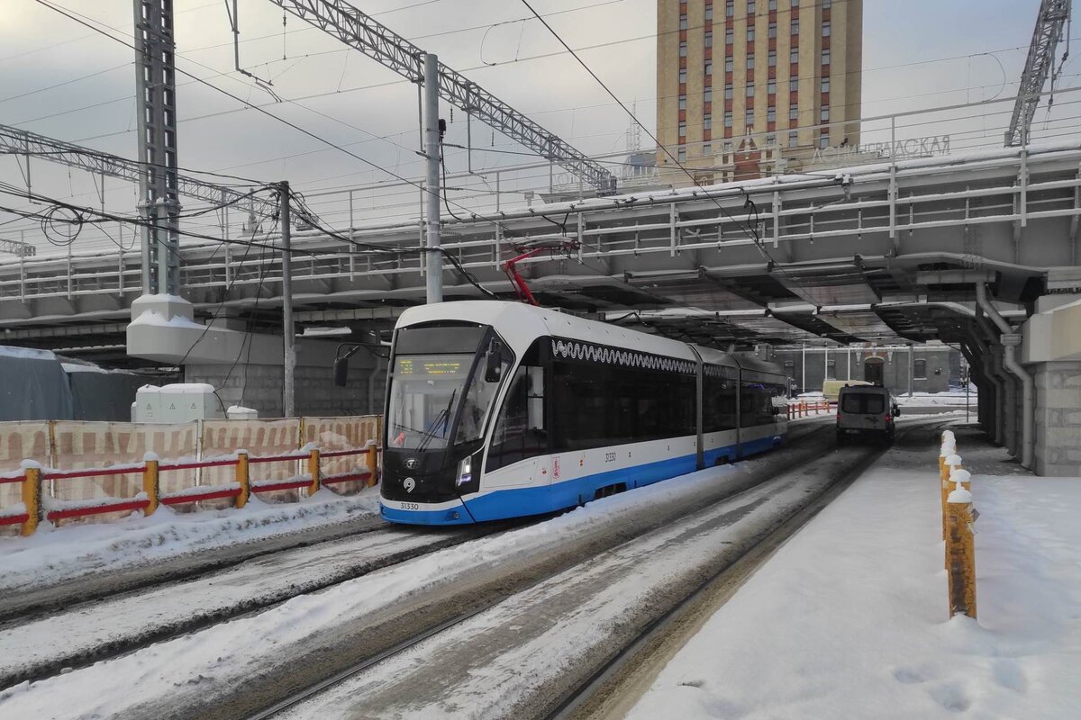 На этом путепроводе лежат пути МЦД-2 и МЦД-4.