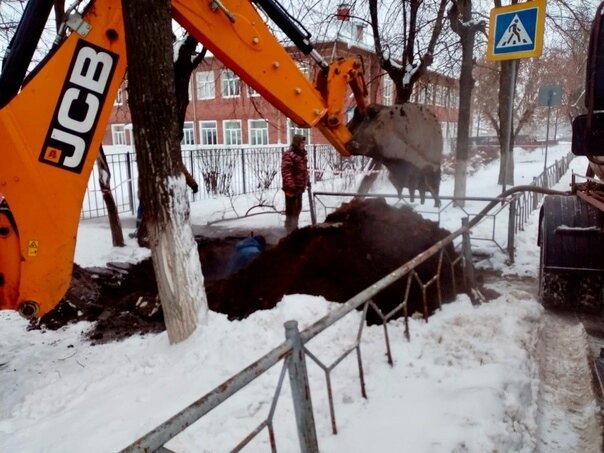    В Ивановской области пятеро школьников провалились в яму с кипятком