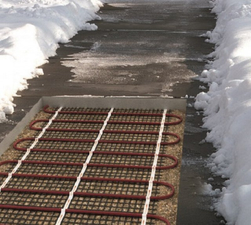 Обогрев площадок. Системы снеготаяния Uponor тротуары. Система снеготаяния под брусчатку. Электрическая система снеготаяния дорожек. Система снеготаяния водяная.