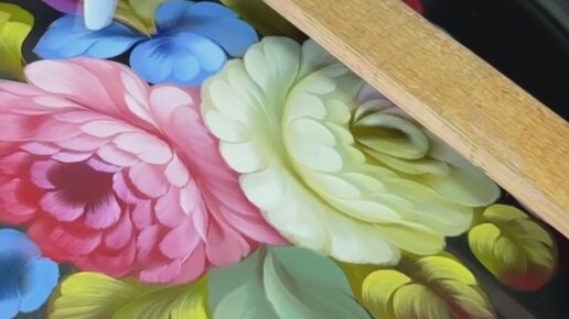 Жостово Арт Студия | Творчество | Гончаровы | За работой художники ...