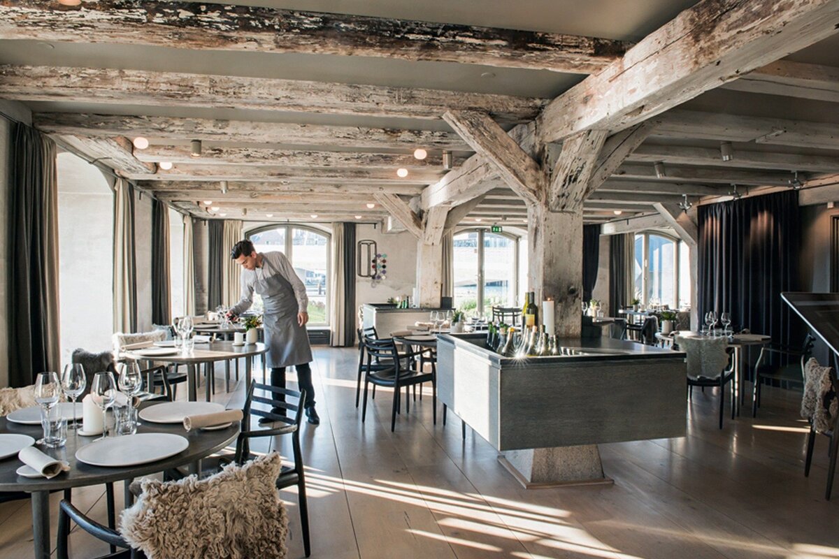 White rabbit ресторан москва. Перкорсо ресторан санкт-петербург. Дорогой ресторан. Тихий ресторан, сша. Красивый ресторан.