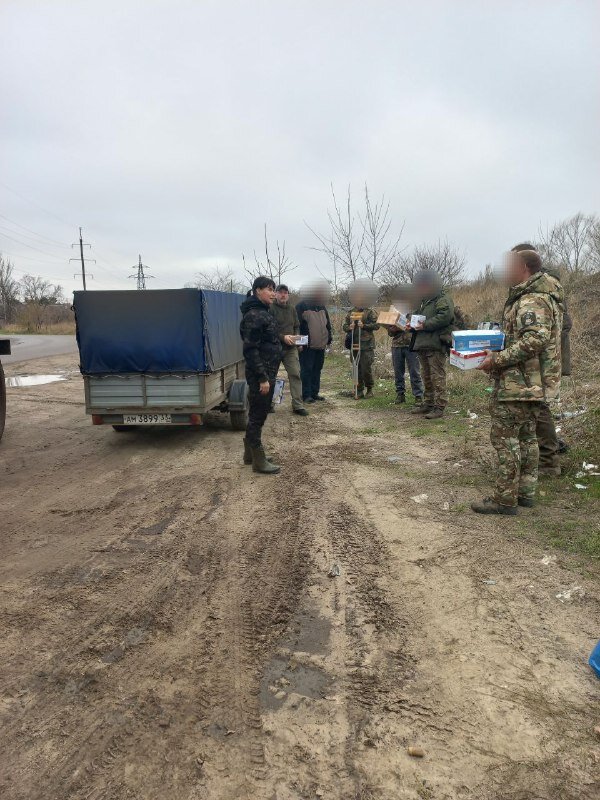 Первая встреча возле госпиталя и первые слова благодарности!