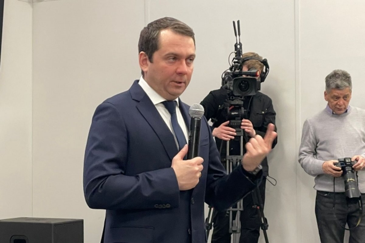    Чибис пообещал установить остановку на мурманском автовокзале
