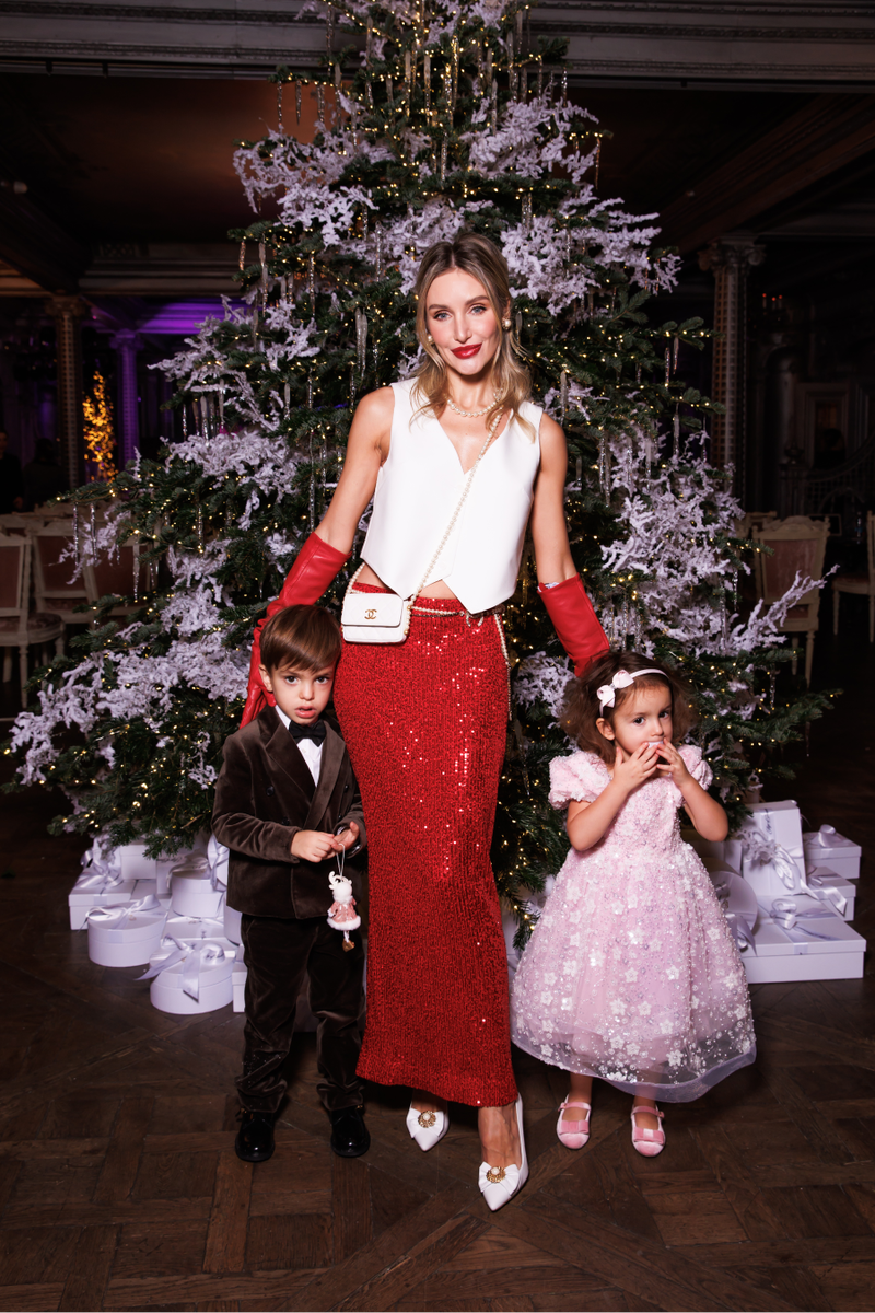    Бренд Age of Innocence провел новогоднюю елку для постоянных клиентов и друзей (фото 3)