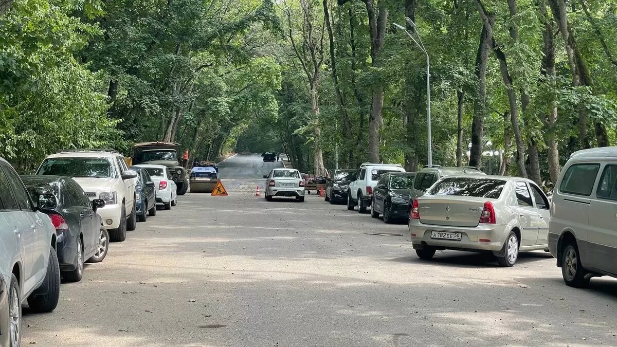     Железноводск начнет отсекать лишний транспорт, заявили в пресс-службе администрации города-курорта.