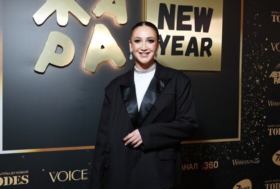    Ольга Бузова на новогоднем концерте «Жара» в «Крокус Сите Холле»