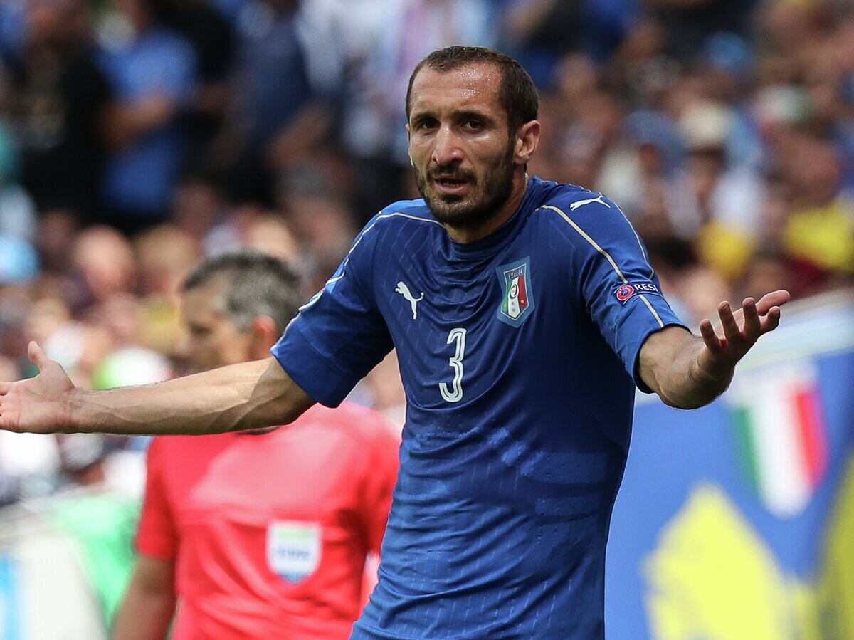    Защитник сборной Италии Джорджо Кьеллини© РИА Новости / Владимир Песня