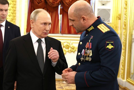    Владимир Путин и Артем Жога