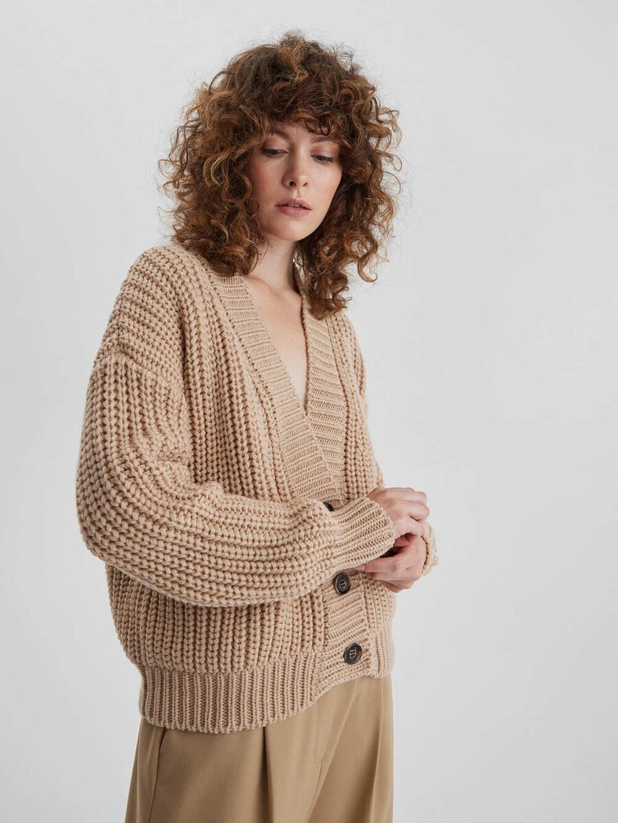 Фото и кардиган Aim Clo, 5560 руб со скидкой