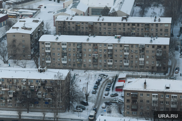    Спрос вторичку снизился из-за повышения ставки ЦБ РФ и роста процентных ставок по ипотеке