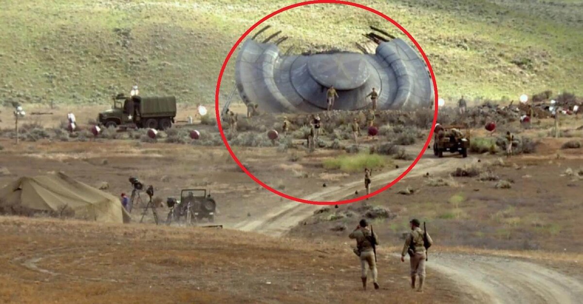 Источник фото: https://kozyrkov.ru/wp-content/uploads/2018/08/1535211824_x-files-roswell.jpg