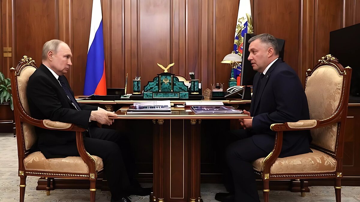     Поручения Президента Российской Федерации Владимира Путина, касающиеся обращений жителей региона, поступивших на прямую линию главы государства в 2021 году, исполнены. Об этом сообщил Губернатор Иркутской области Игорь Кобзев.