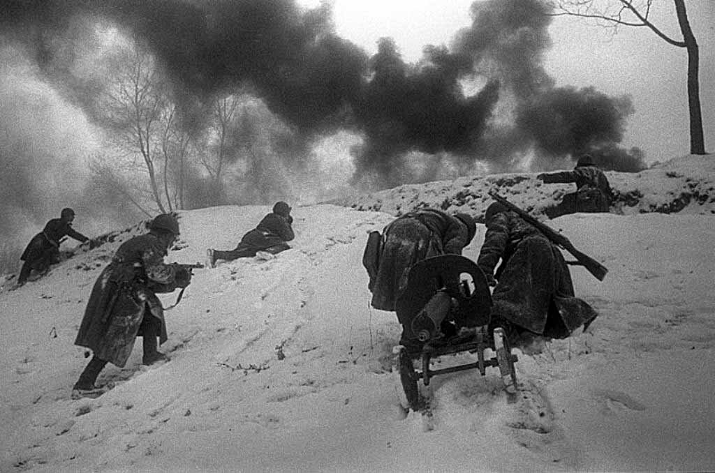 Битва под Москвой 1941-1942. Зимнее наступление красной армии 1941-1942. Битва за Москву 1941 наступление. Декабрь 1941 битва за Москву.