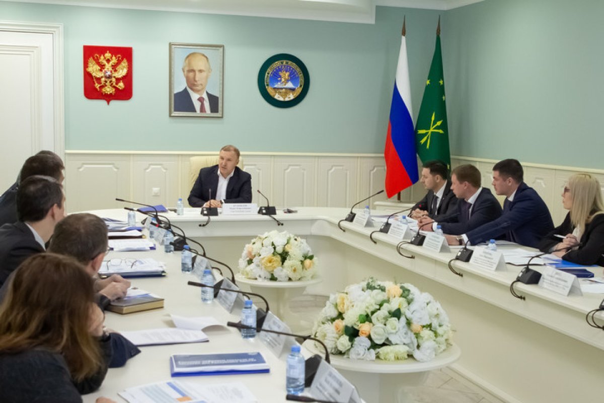    Мурат Кумпилов провёл рабочую встречу с представителями Газпромбанка