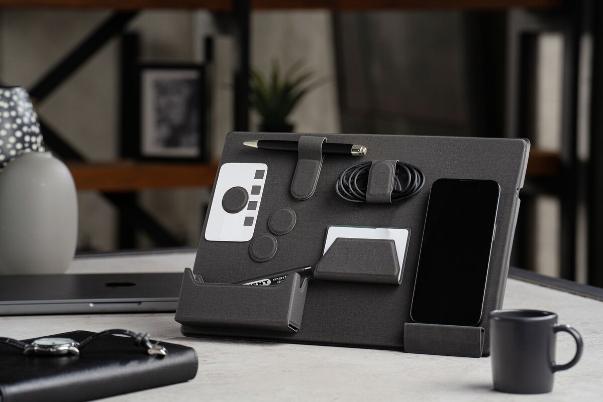 Сувениры, уместные для вручения госслужащим, с учётом законодательства и установления взаимоотношений с бизнесом