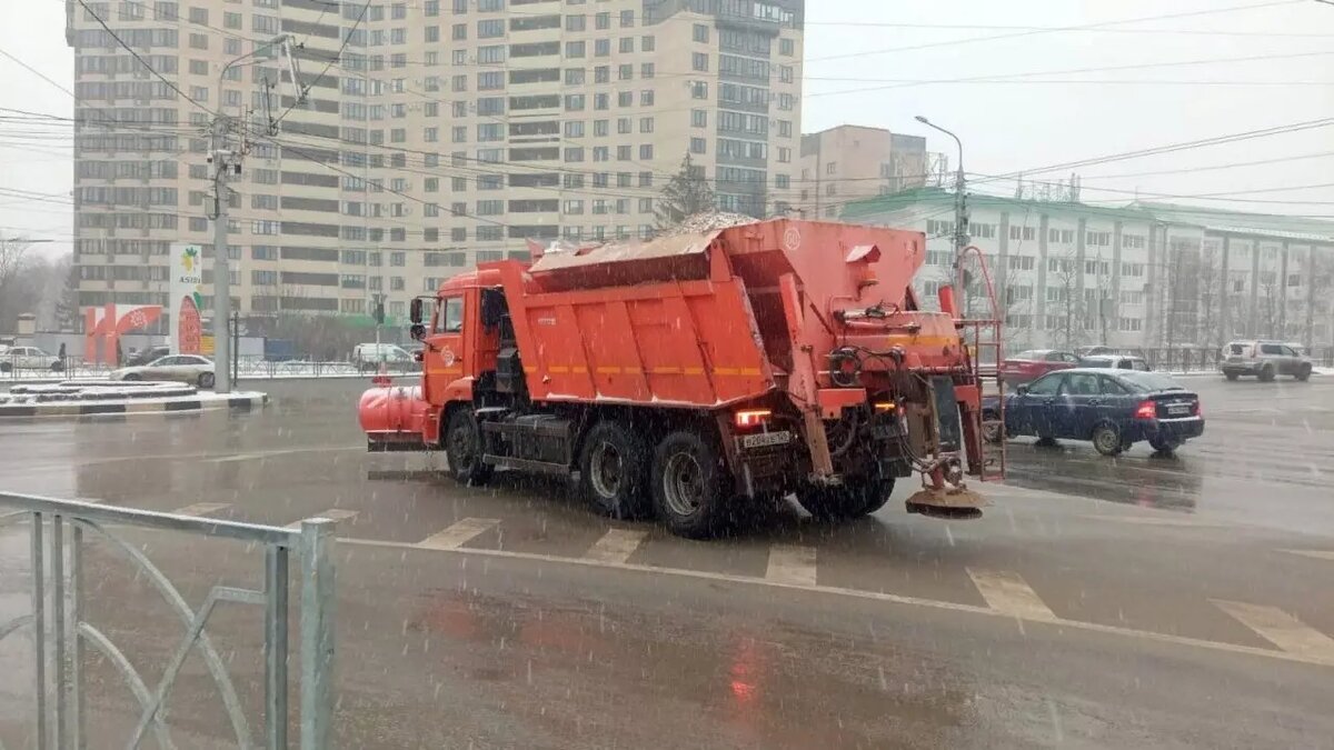     Скользкие дороги в регионе будут, как минимум, до четверга, сообщили в ставропольском Гидрометцентре.