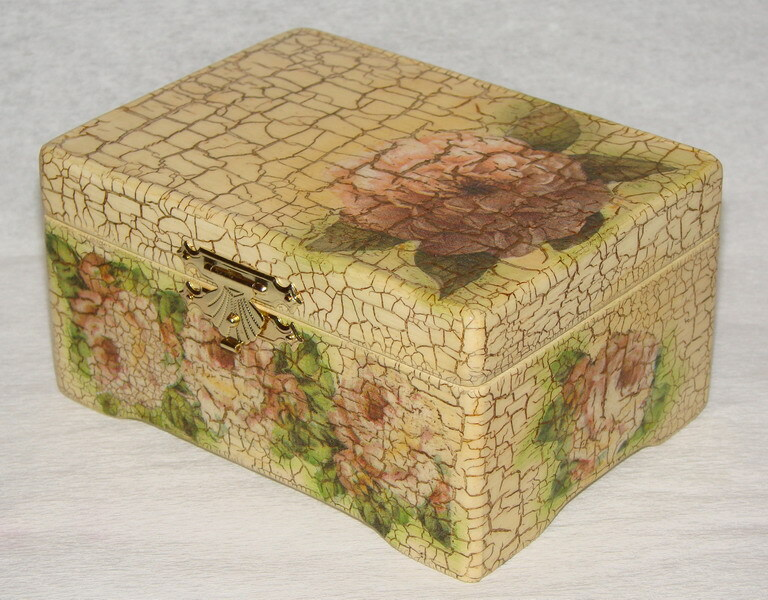 Шкатулка в технике декупаж. Фотография: KatArina20 / Wikimedia Commons / CC BY-SA 2.5