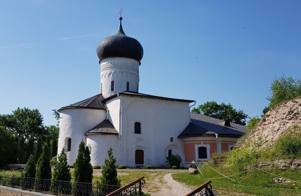 Псков храм Покрова и Рождества Богородицы