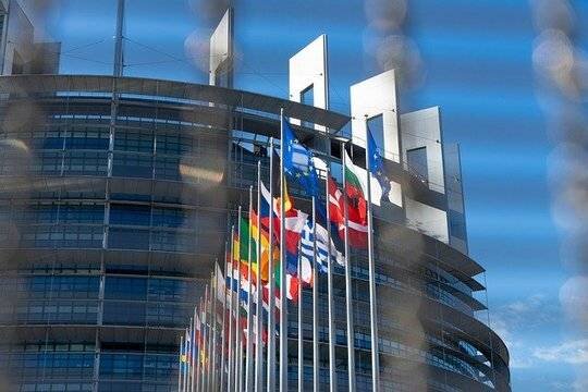    Нарушающих антироссийские санкции в ЕС намерены сажать в тюрьму на срок до пяти лет