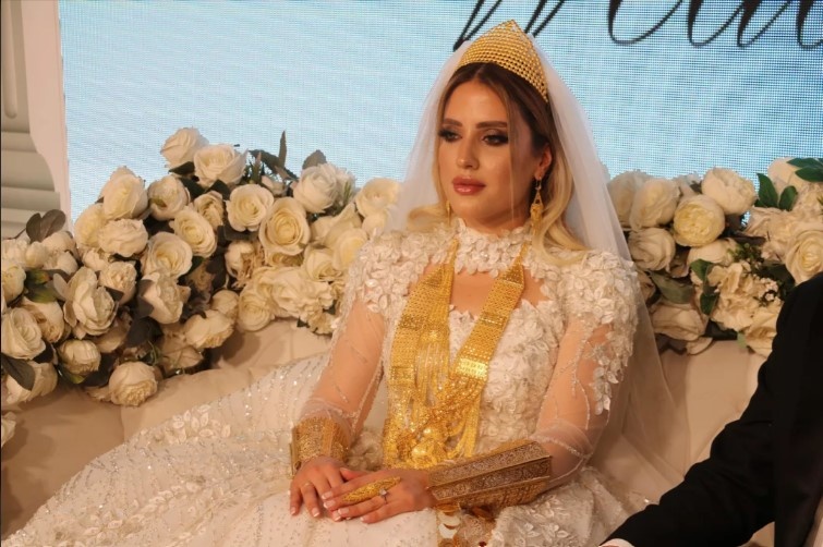 Помолвка в 13 лет, сундук золота на свадьбу, переполох в футболе, буйные пенсионеры и другие новости Турции