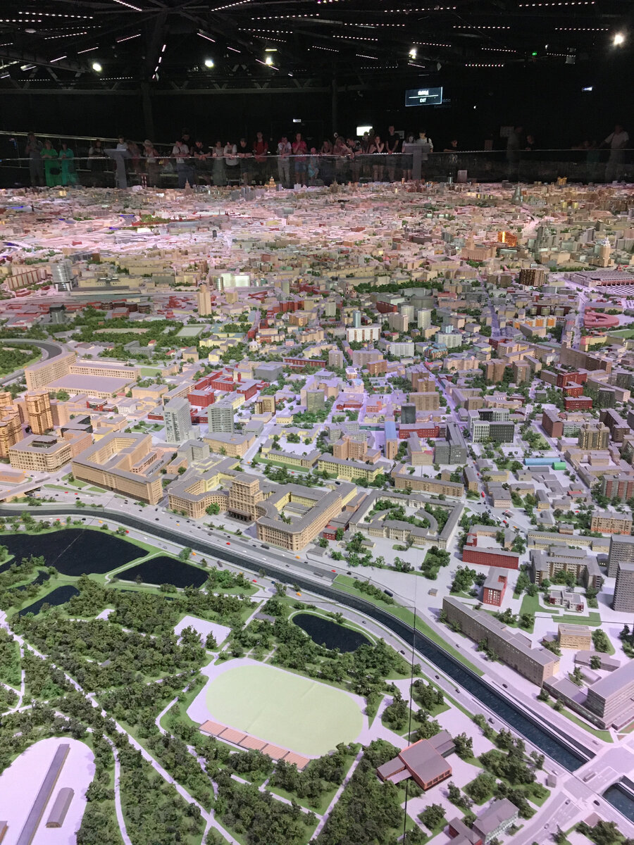 Лефортовский парк и МГТУ имени Баумана на макете Москвы